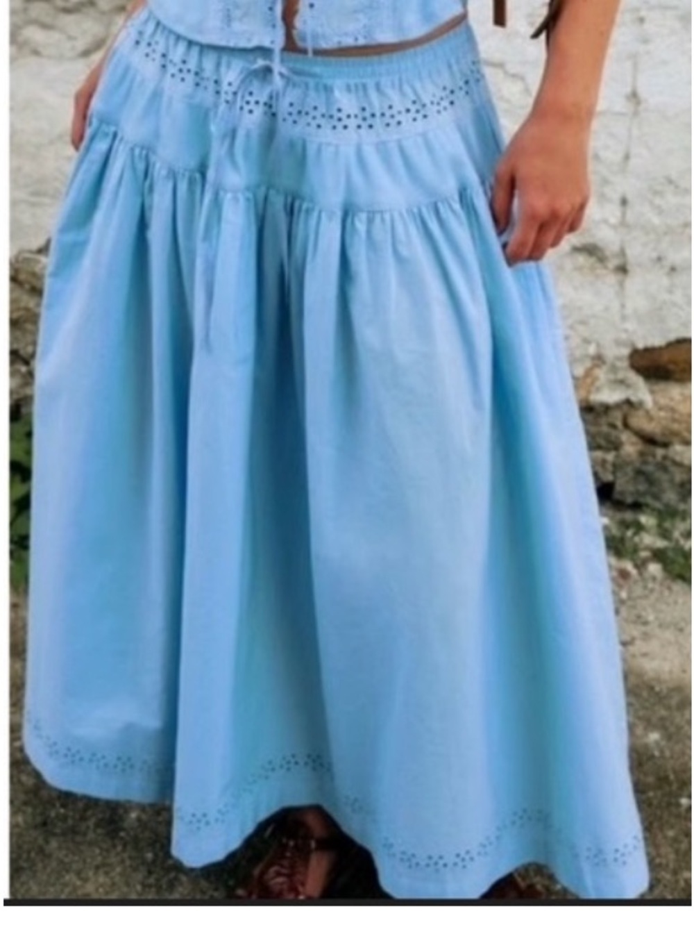 Free People size medium Blue Eyelet cotton woman's skirt...fits M/L/XL